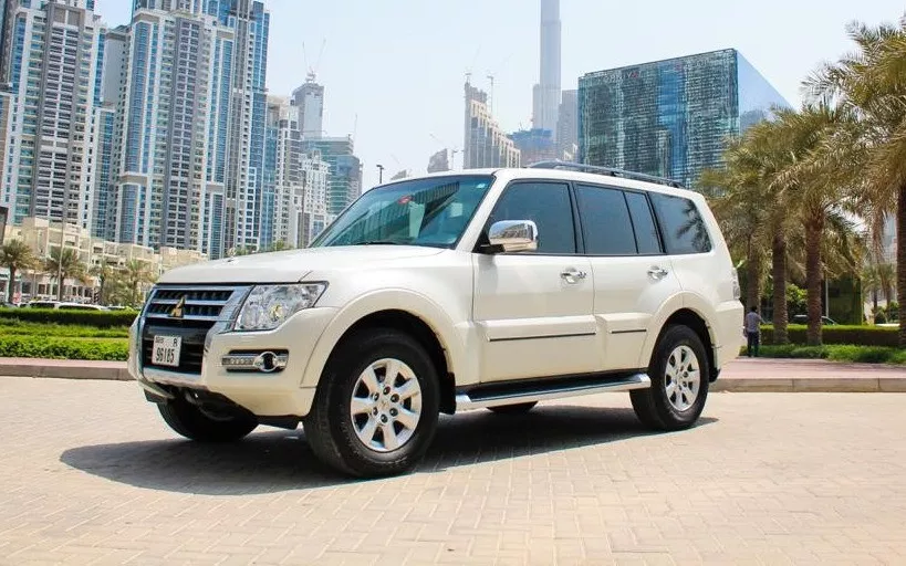 MITSUBISHI PAJERO 2021