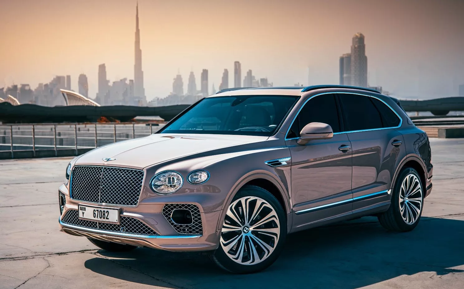 BENTLEY BENTAYGA 2022