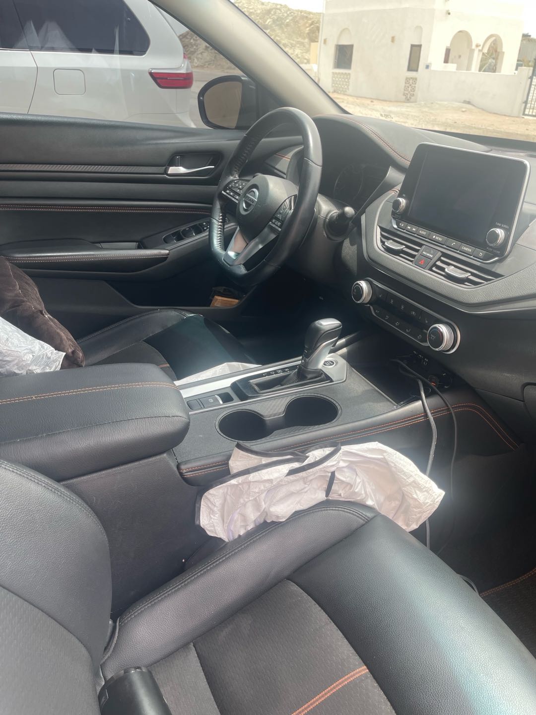 Car Image 2019 NISSAN ALTIMA SR