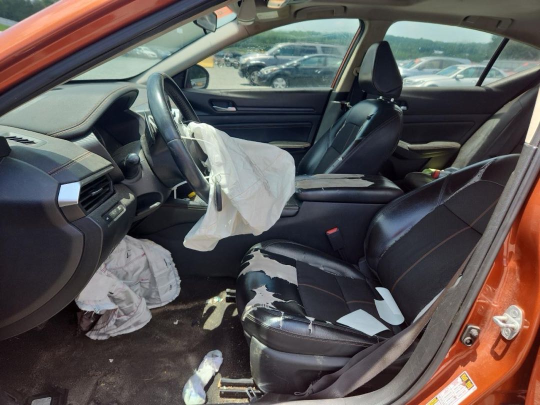 Car Image 2019 NISSAN ALTIMA