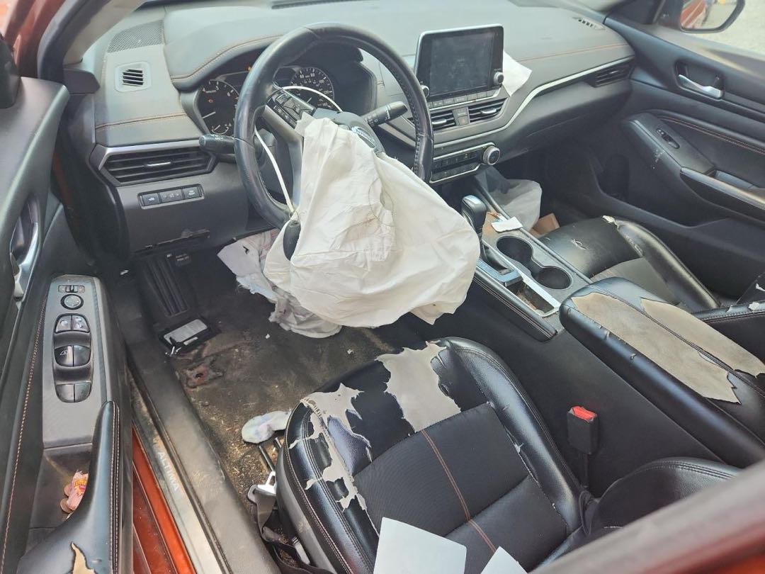 Car Image 2019 NISSAN ALTIMA