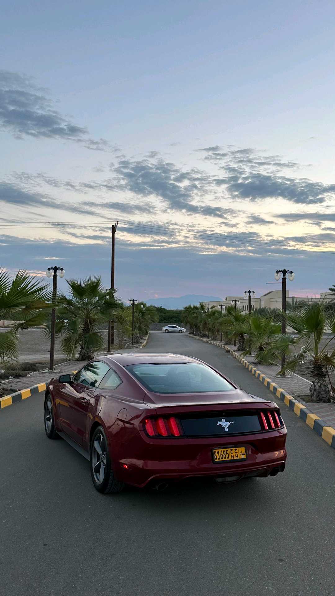 Car Image 2016 FORD MUSTANG GT