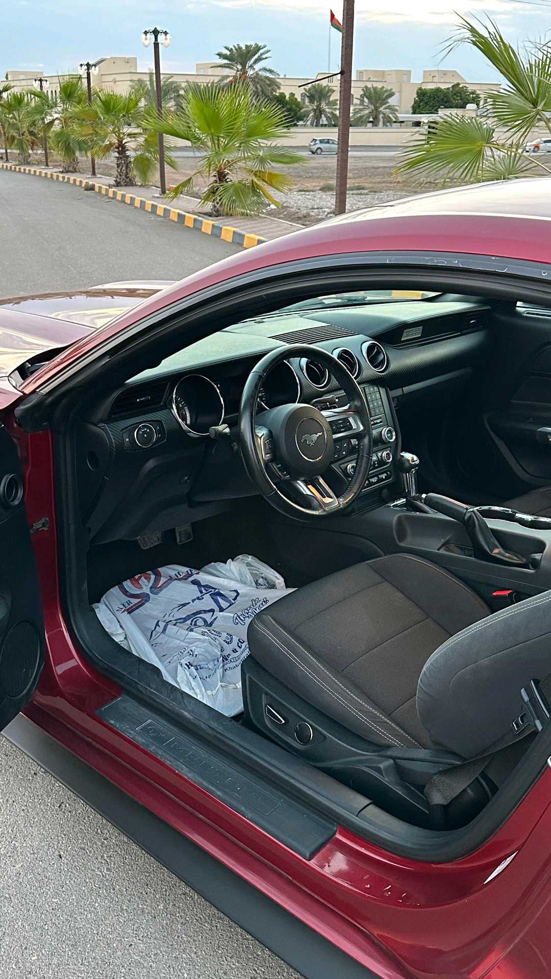 Car Image 2016 FORD MUSTANG GT