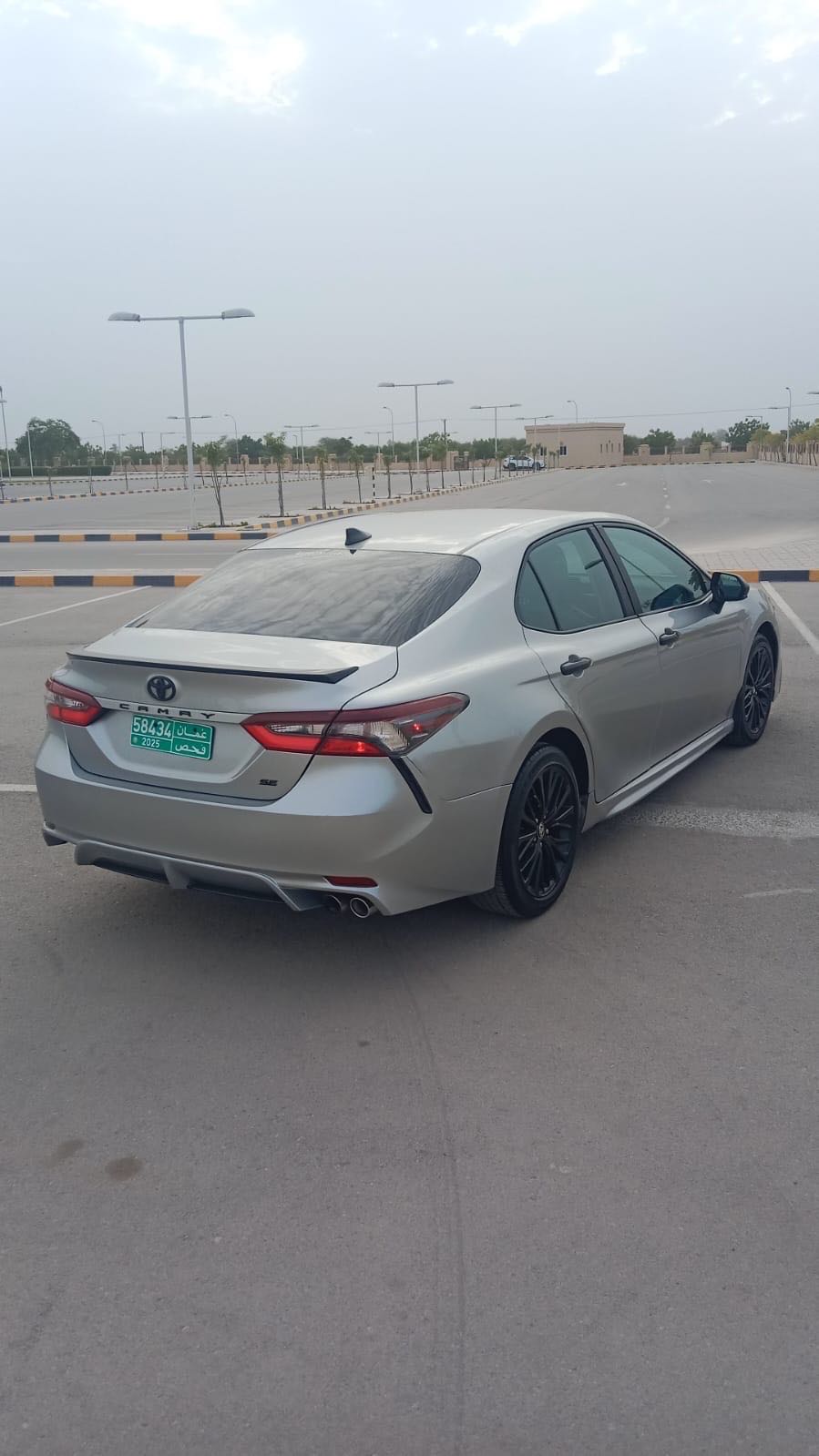 Car Image 2021 TOYOTA CAMRY SE