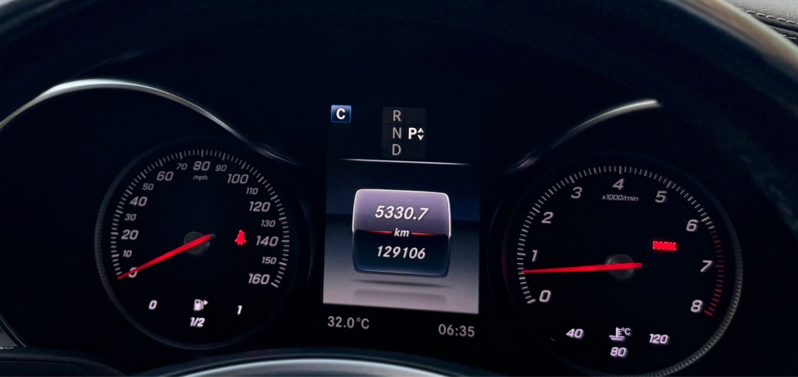 Car Image 2017 MERCEDES C Class 300