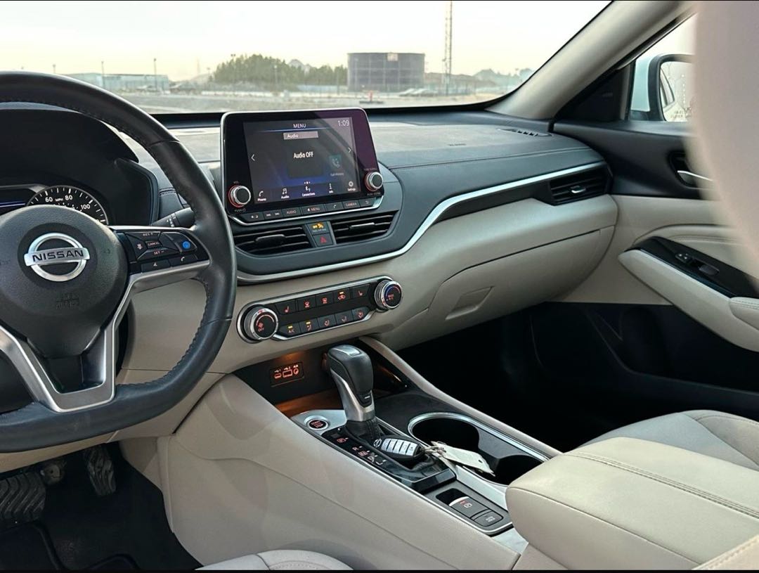 نيسان التيما SV 2022