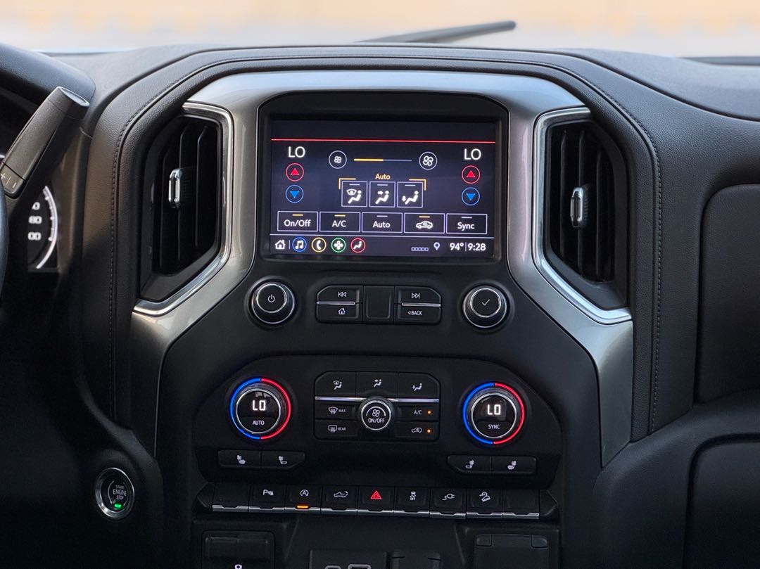 Car Image 2019 CHEVROLET SILVERADO 