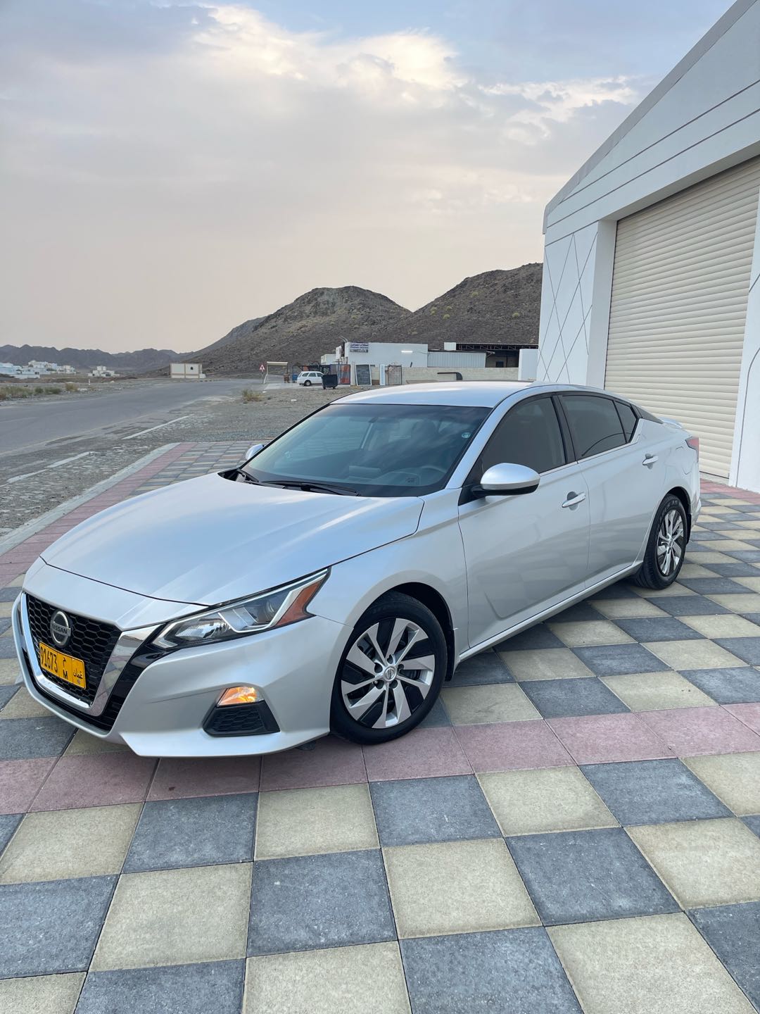 Car Image 2019 NISSAN ALTIMA S