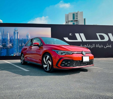 فولكس فاجن جولف 2024