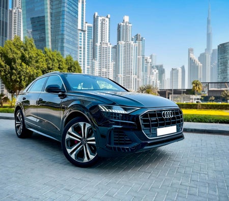 اودي Q8 2023