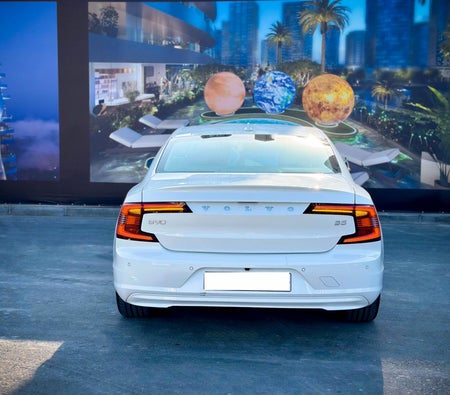 فولفو S90 2023