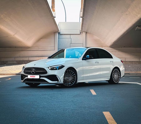 مرسيدس C Class 2024