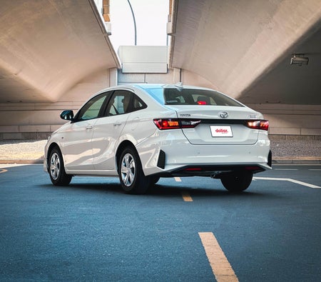 TOYOTA YARIS 2024