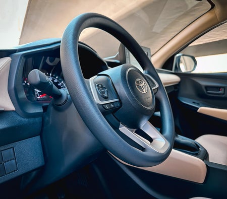 TOYOTA YARIS 2024