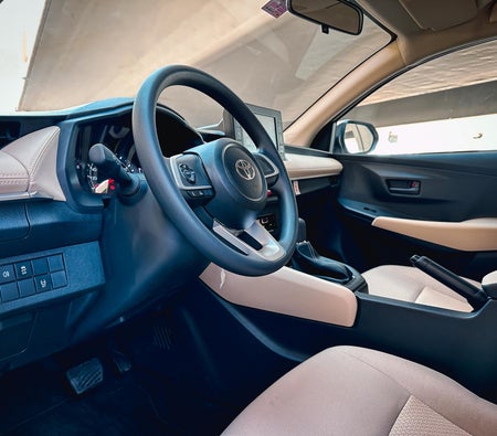 TOYOTA YARIS 2024