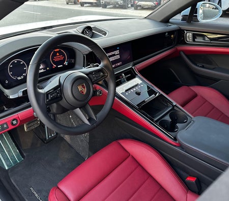 PORSCHE PANAMERA 2024