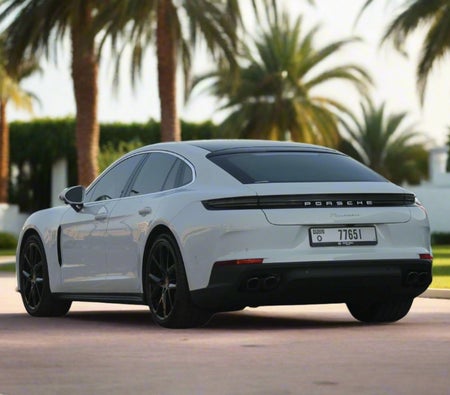 PORSCHE PANAMERA 2024