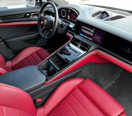 PORSCHE PANAMERA 2024