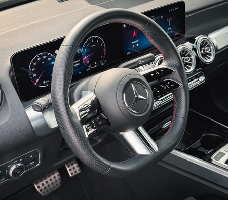 MERCEDES GLB CLASS 2025