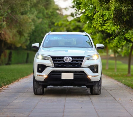 TOYOTA FORTUNER 2025