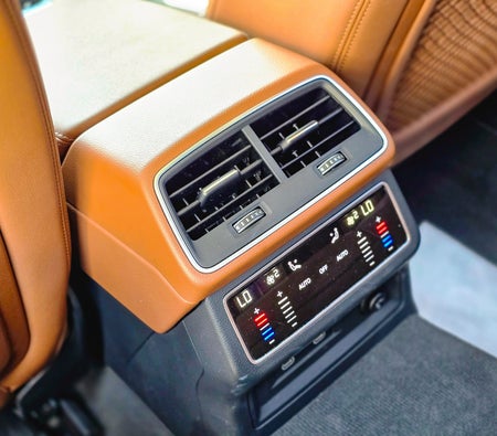 AUDI A6 2024