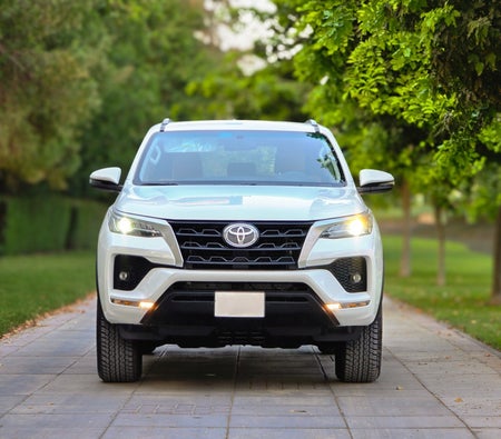TOYOTA FORTUNER 2026