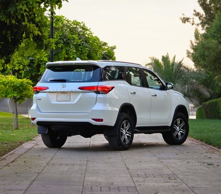 TOYOTA FORTUNER 2026