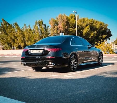 مرسيدس S Class 2025