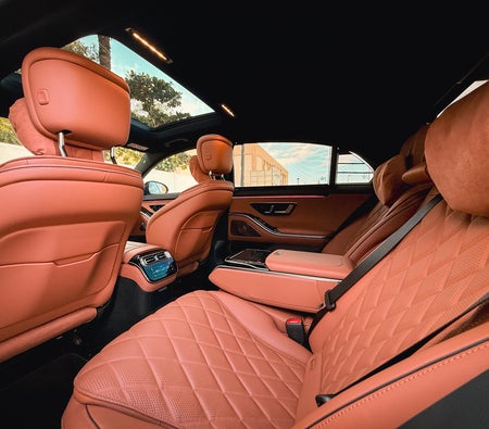 مرسيدس S Class 2025