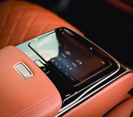 مرسيدس S Class 2025