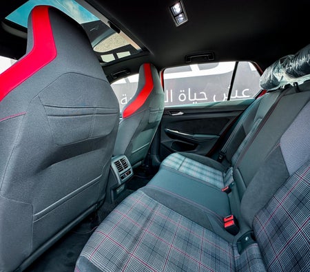 VOLKSWAGEN GOLF 2024