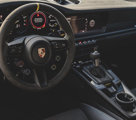 بورش 911 2025