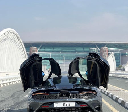 MCLAREN 750S 2024