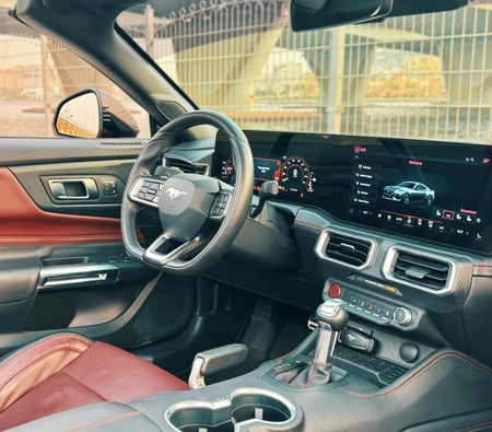FORD MUSTANG 2024
