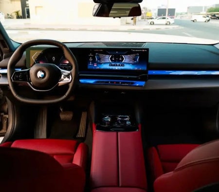 BMW 5 SERIES 2026