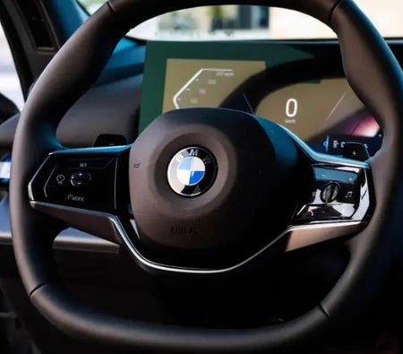 BMW 5 SERIES 2026