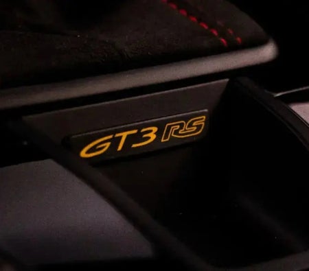 PORSCHE 911 2025