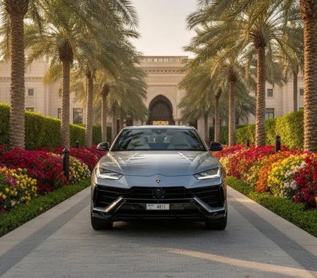 LAMBORGHINI URUS 2023