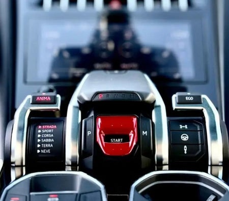 LAMBORGHINI URUS 2023