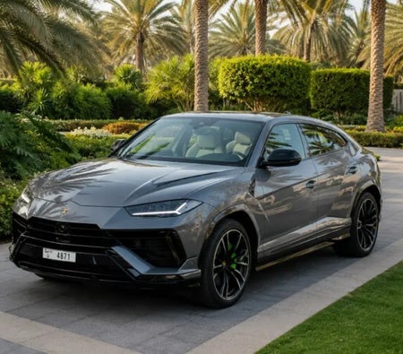 LAMBORGHINI URUS 2023