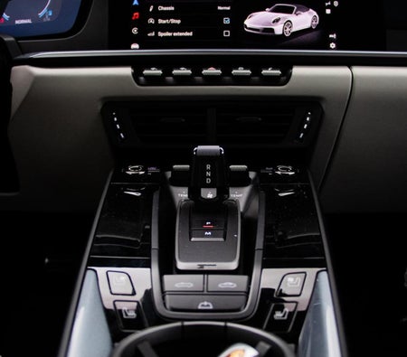 PORSCHE 911 2025