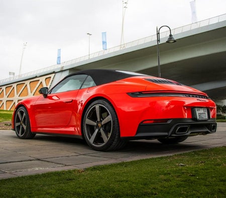 PORSCHE 911 2025