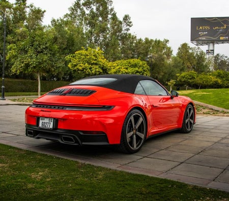 PORSCHE 911 2025