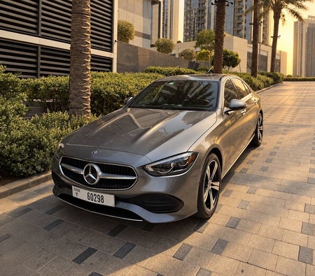 مرسيدس C Class 2024