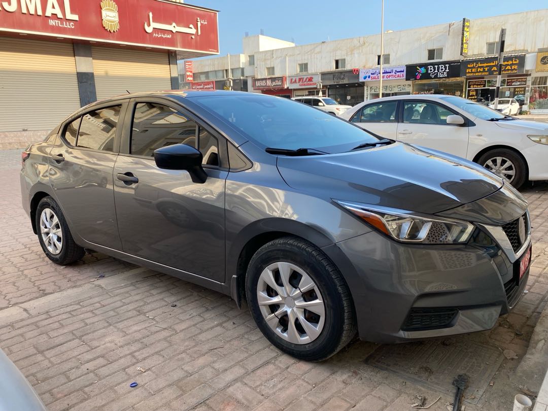 نيسان فيرسا 2022