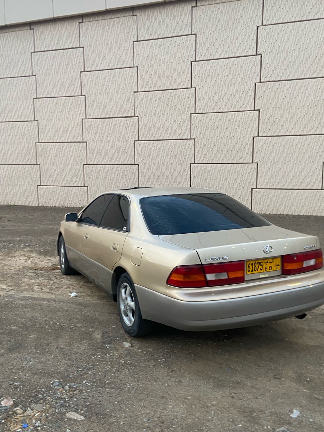 Car Image 1997 LEXUS ES 300