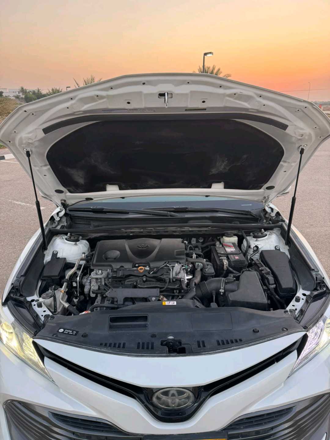 Car Image 2018 TOYOTA CAMRY XLE