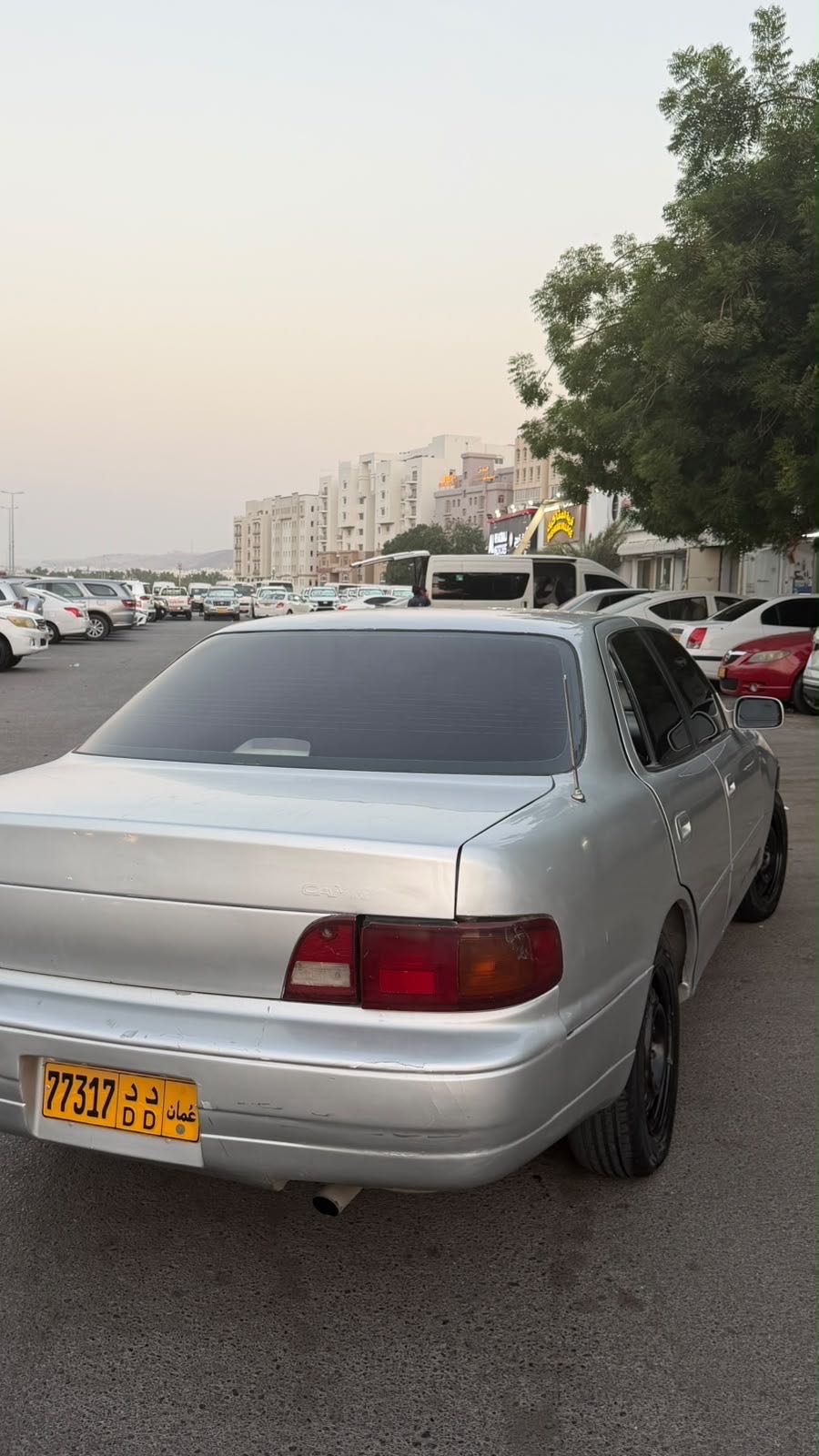 Car Image 1992 TOYOTA CAMRY SE