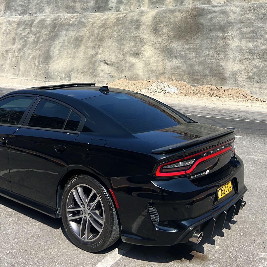 Car Image 2018 DODGE CHARGER GT