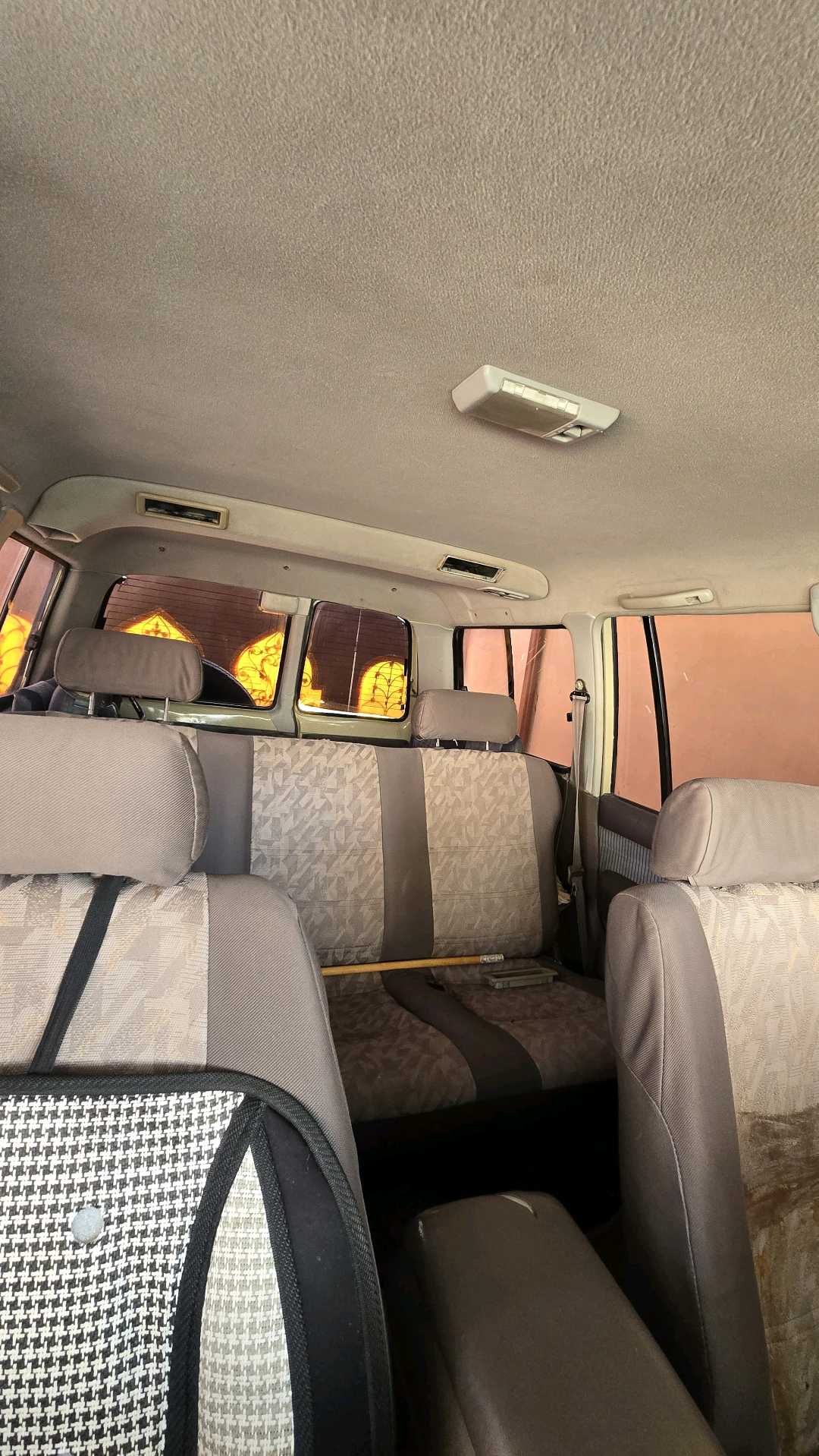 Car Image 1997 TOYOTA LAND CRUISER GX